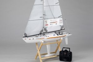 Яхта р/у KYOSHO SEADOLPHIN 770II readyset (на шасси 40912)